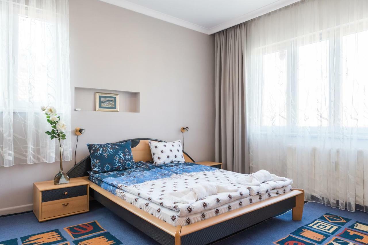 100 m2, 2 yatak odalı, 2 banyolu , Sofya Şehir Merkezi bölgesinde Dış mekan fotoğraf