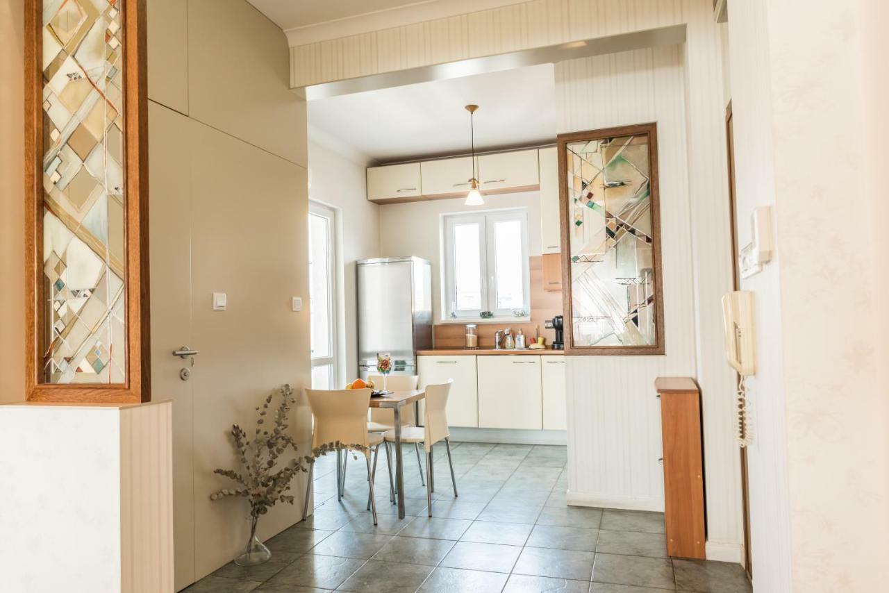 100 m2, 2 yatak odalı, 2 banyolu , Sofya Şehir Merkezi bölgesinde Dış mekan fotoğraf
