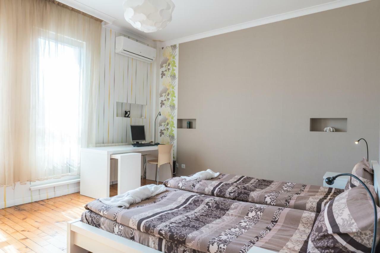 100 m2, 2 yatak odalı, 2 banyolu , Sofya Şehir Merkezi bölgesinde Dış mekan fotoğraf